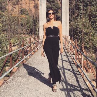 Karishma Tanna feet photo thumbnail