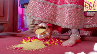 Karishma Tanna feet photo thumbnail