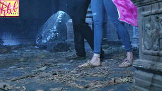 Karishma Tanna feet photo thumbnail