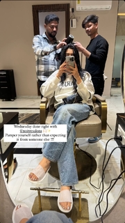 Karishma Tanna feet photo thumbnail