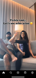 Karishma Tanna feet photo thumbnail