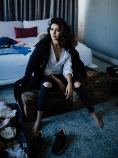 Karishma Tanna feet photo 11