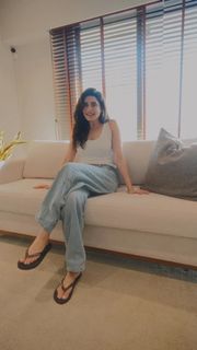 Karishma Tanna feet photo 8