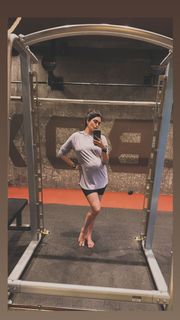 Karishma Tanna feet photo 1