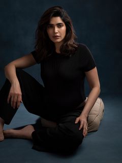 Karishma Tanna feet photo 20