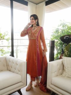 Karishma Tanna feet photo 4