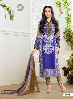 Karisma Kapoor feet photo thumbnail