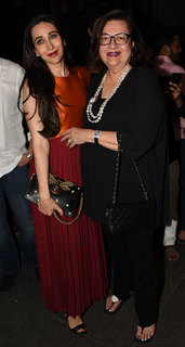 Karisma Kapoor feet photo thumbnail