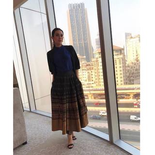 Karisma Kapoor feet photo thumbnail