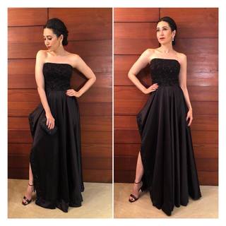 Karisma Kapoor feet photo thumbnail