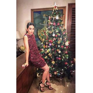 Karisma Kapoor feet photo thumbnail