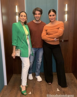 Karisma Kapoor feet photo thumbnail