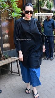Karisma Kapoor feet photo thumbnail