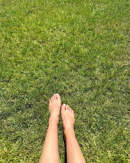 Karissa Lee Staples feet photo 3