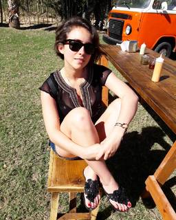 Karla Farfán feet photo 1