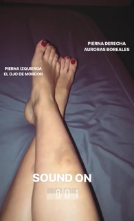 Karla Farfán feet photo 8