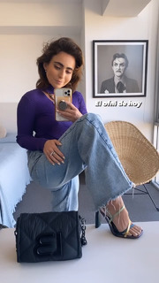 Karla Farfán feet photo 12