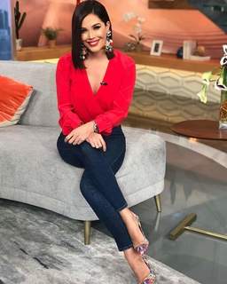 Karla Martinez feet photo 15