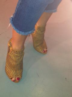 Karla Martinez feet photo 6