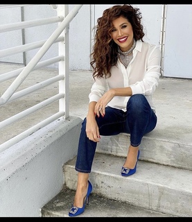 Karla Martinez feet photo 3