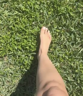 Karla Monroig feet photo 4
