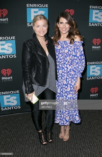 Karla Souza feet photo thumbnail