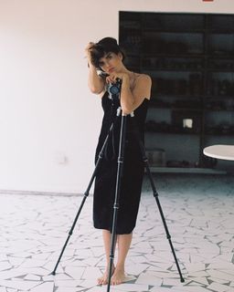 Karla Souza feet photo thumbnail