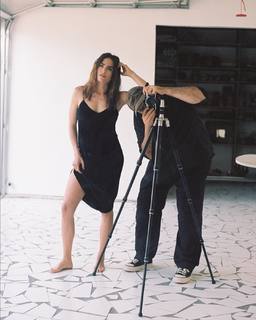Karla Souza feet photo thumbnail