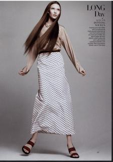 Karlie Kloss feet photo thumbnail