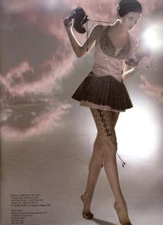 Karlie Kloss feet photo thumbnail