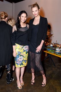 Karlie Kloss feet photo thumbnail
