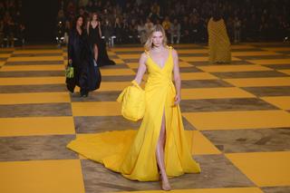 Karlie Kloss feet photo thumbnail