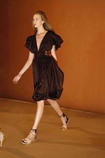 Karlie Kloss feet photo thumbnail