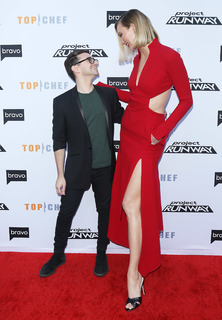 Karlie Kloss feet photo thumbnail