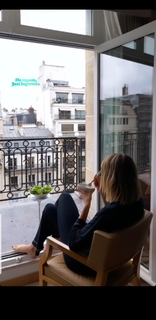 Karlie Kloss feet photo thumbnail