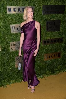 Karlie Kloss feet photo thumbnail