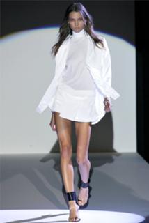 Karlie Kloss feet photo thumbnail