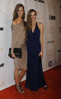 Karlie Kloss feet photo thumbnail