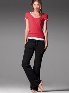 Karlie Kloss feet photo thumbnail