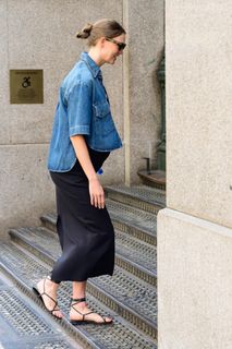 Karlie Kloss feet photo thumbnail