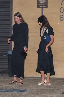 Karlie Kloss feet photo thumbnail