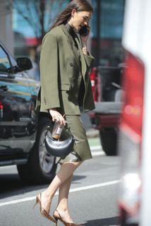 Karlie Kloss feet photo thumbnail