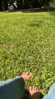 Karol G feet photo thumbnail