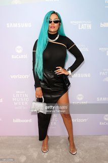 Karol G feet photo thumbnail