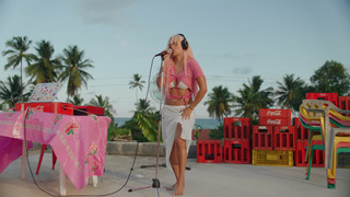 Karol G feet photo thumbnail