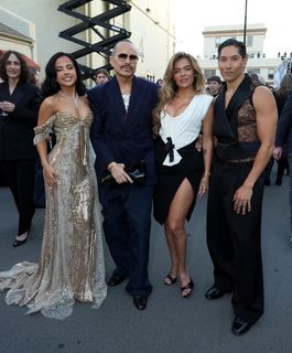 Karol G feet photo thumbnail