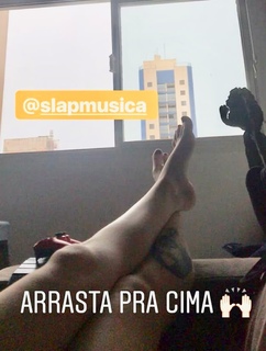 Karol Queiroz feet photo 2