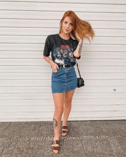 Karol Queiroz feet photo 8