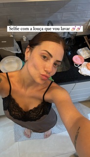Karol Queiroz feet photo 17