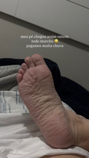 Karol Queiroz feet photo 1